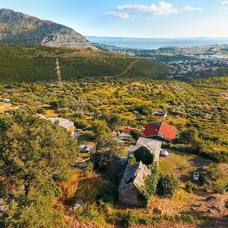 Olive Garden House In Zrnovnica With A View & Bbq Villa Exterior foto